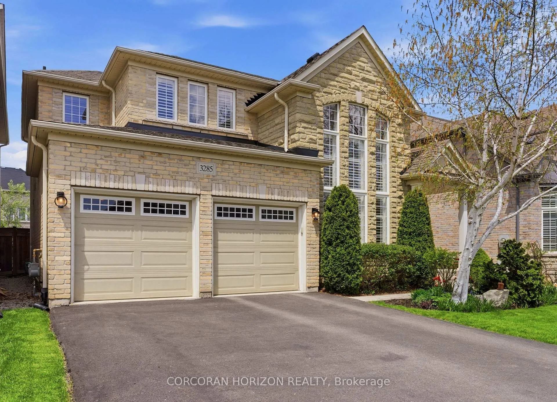 Photo 1 of 3285 Liptay Avenue, Oakville, Bronte Creek — HOMEH