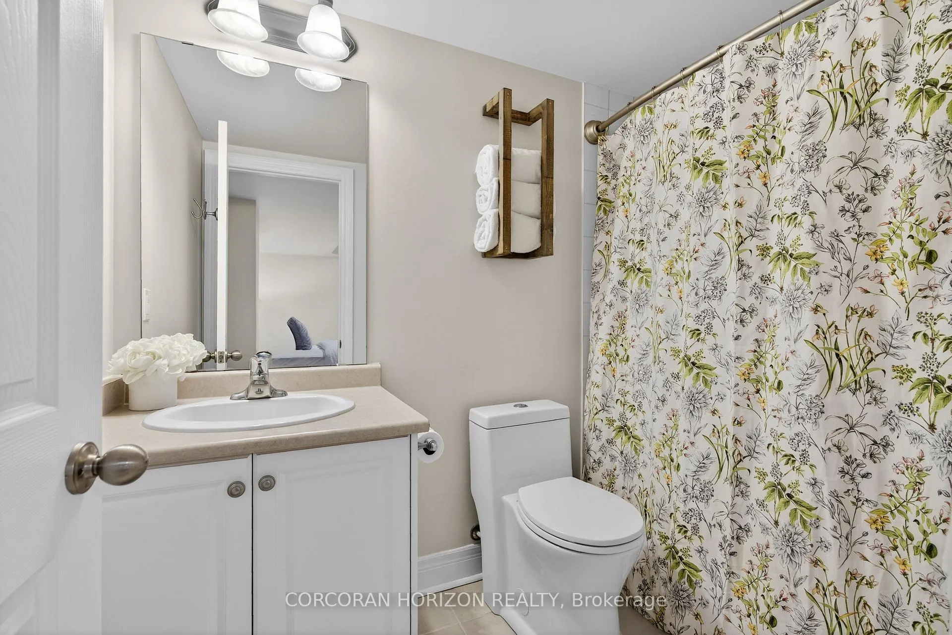Photo 33 of 3285 Liptay Avenue, Oakville, Bronte Creek — HOMEH