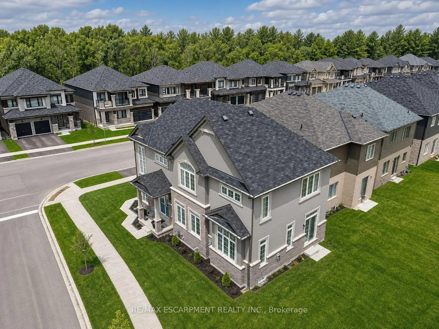 Photo 4 of 16 Stauffer Road, Brantford, Northwest Industrial — HOMEH