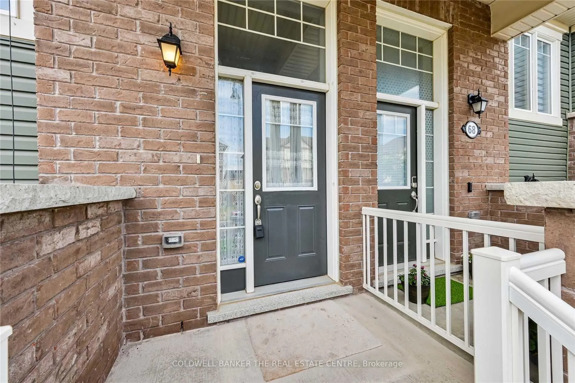 Photo 2 of 66 Bannister Crescent, Brampton, Northwest Brampton — HOMEH