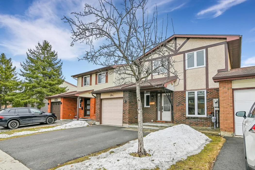 Photo 3 of 1286 Cedarcroft Crescent, Ottawa, Pineview — HOMEH