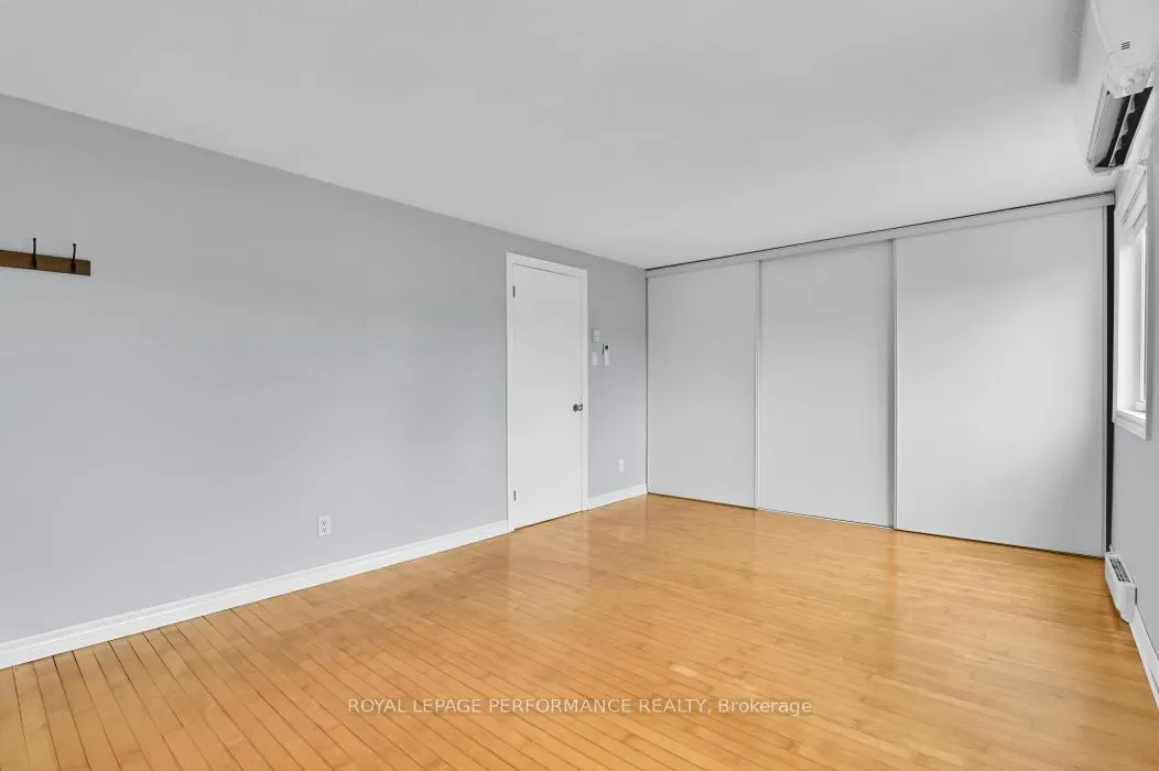 Photo 17 of 1286 Cedarcroft Crescent, Ottawa, Pineview — HOMEH