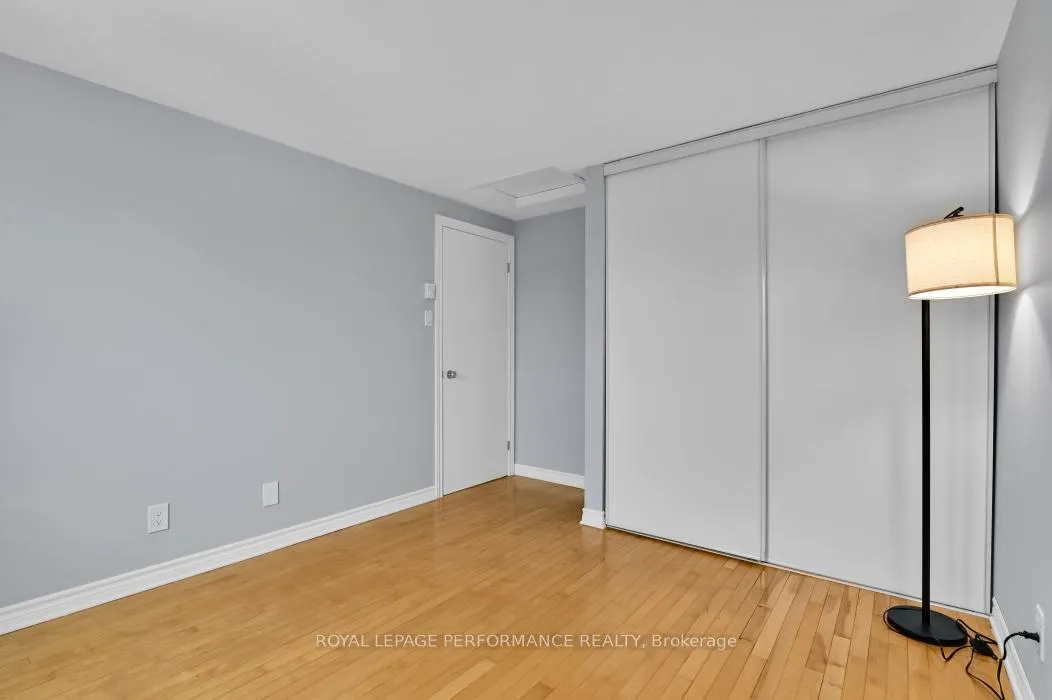 Photo 22 of 1286 Cedarcroft Crescent, Ottawa, Pineview — HOMEH