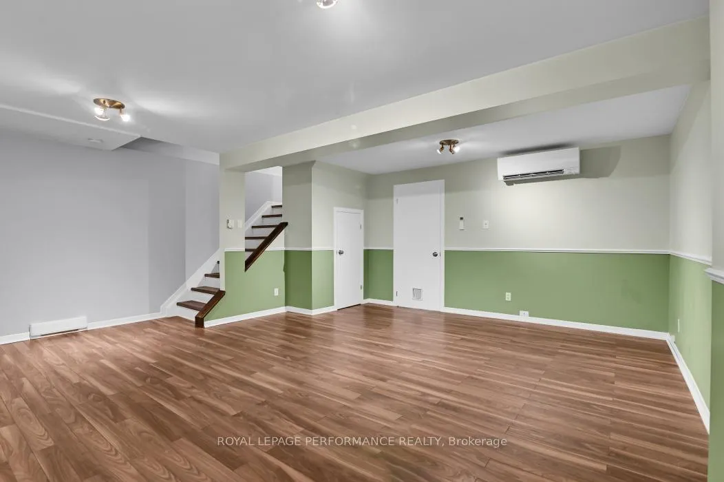 Photo 25 of 1286 Cedarcroft Crescent, Ottawa, Pineview — HOMEH