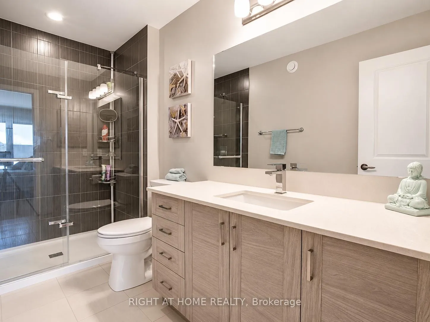 Photo 10 of 616 Rowers Way, Ottawa, Riverside South/Gloucester Glen — HOMEH