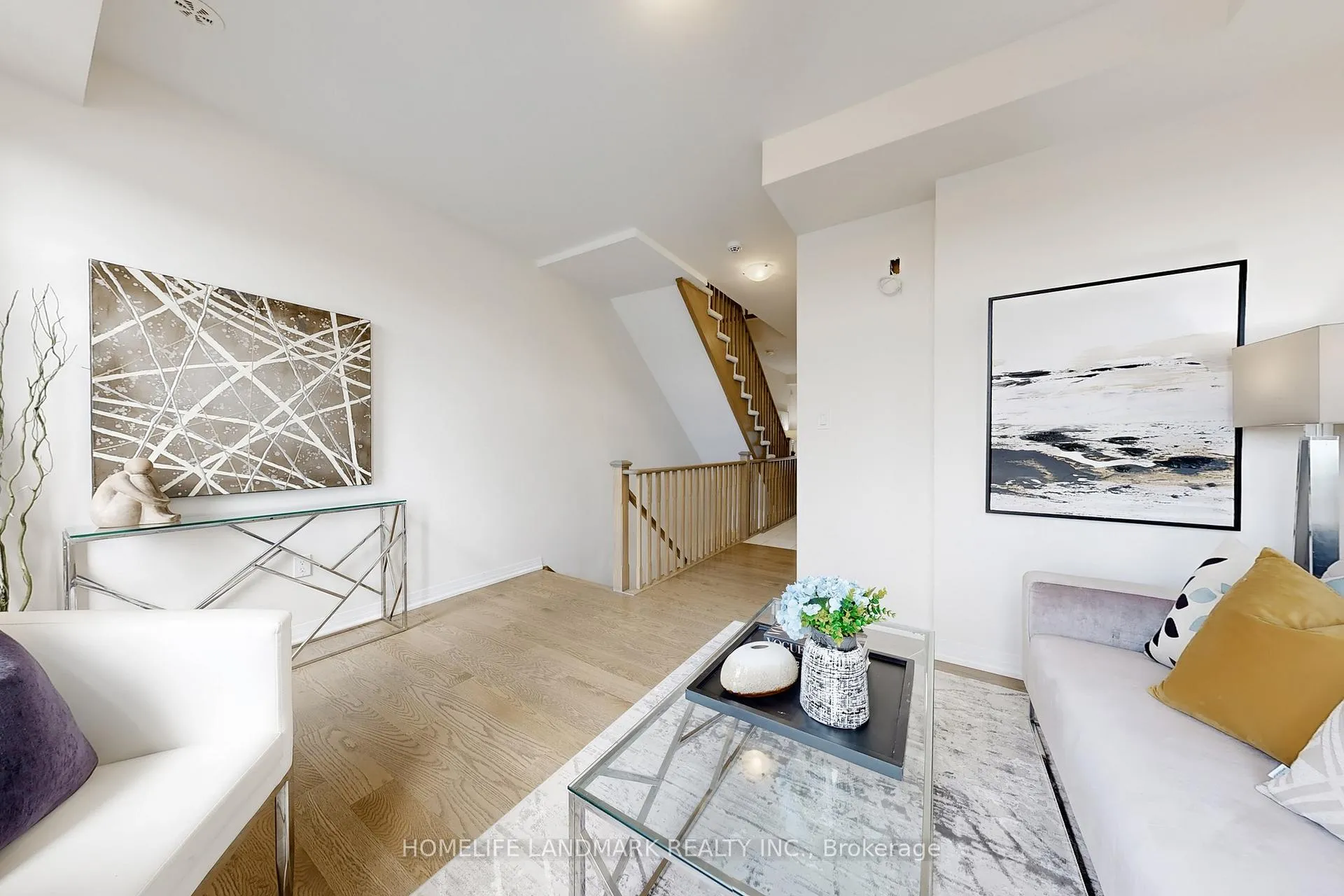 Photo 11 of 34 Stoeber Lane, Markham, Box Grove — HOMEH