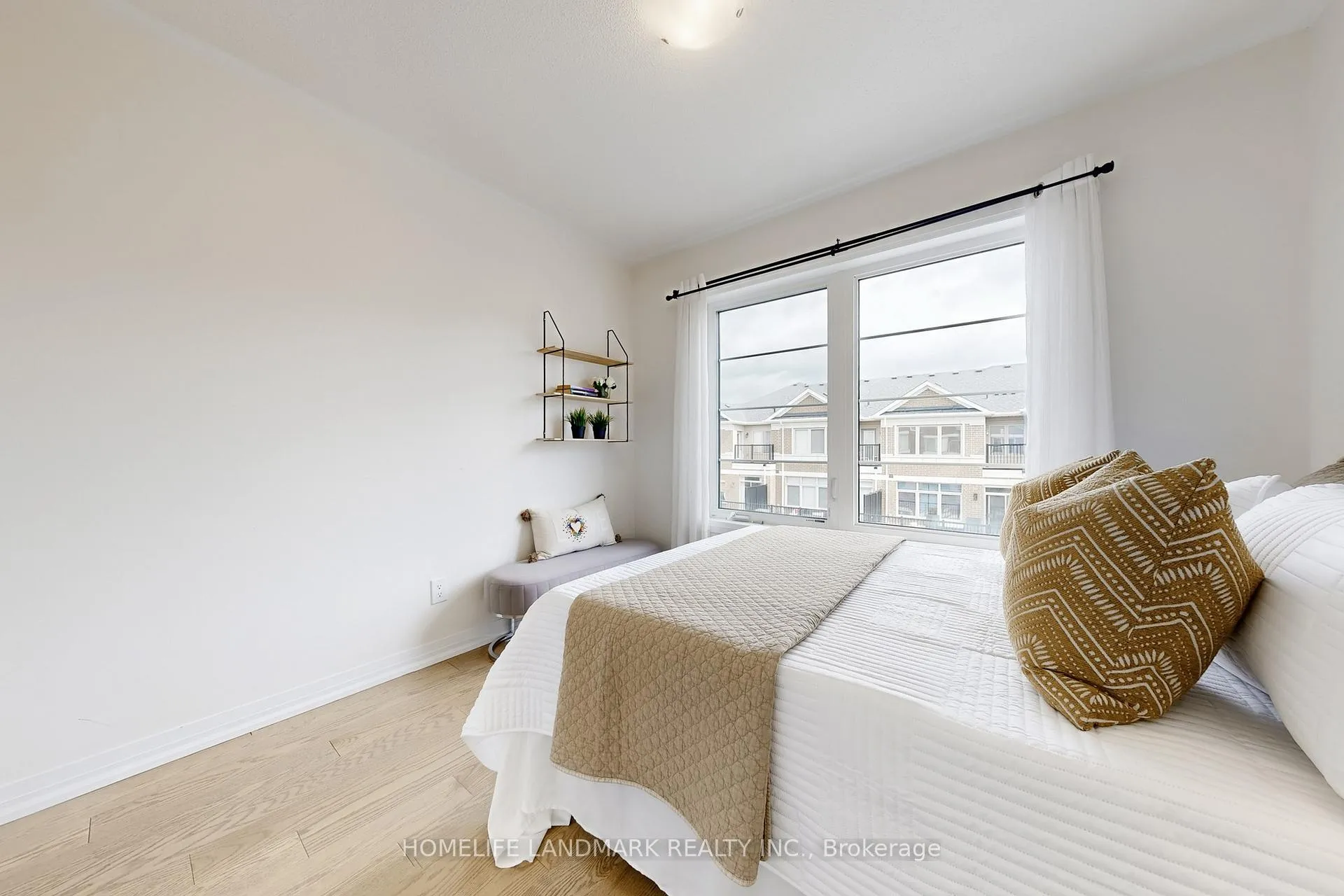 Photo 36 of 34 Stoeber Lane, Markham, Box Grove — HOMEH