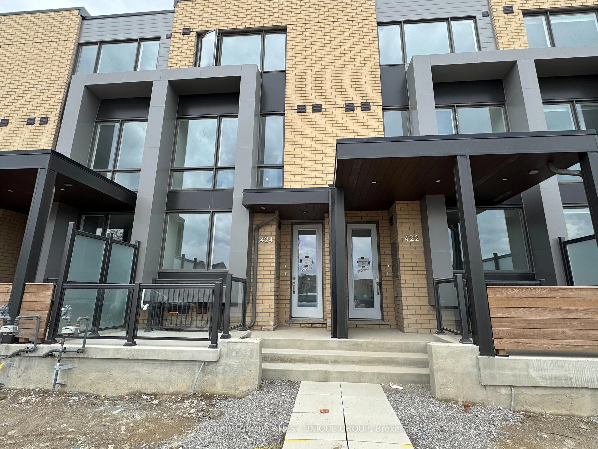 Front of Unit Basement, 424 Lawrence Heights Way