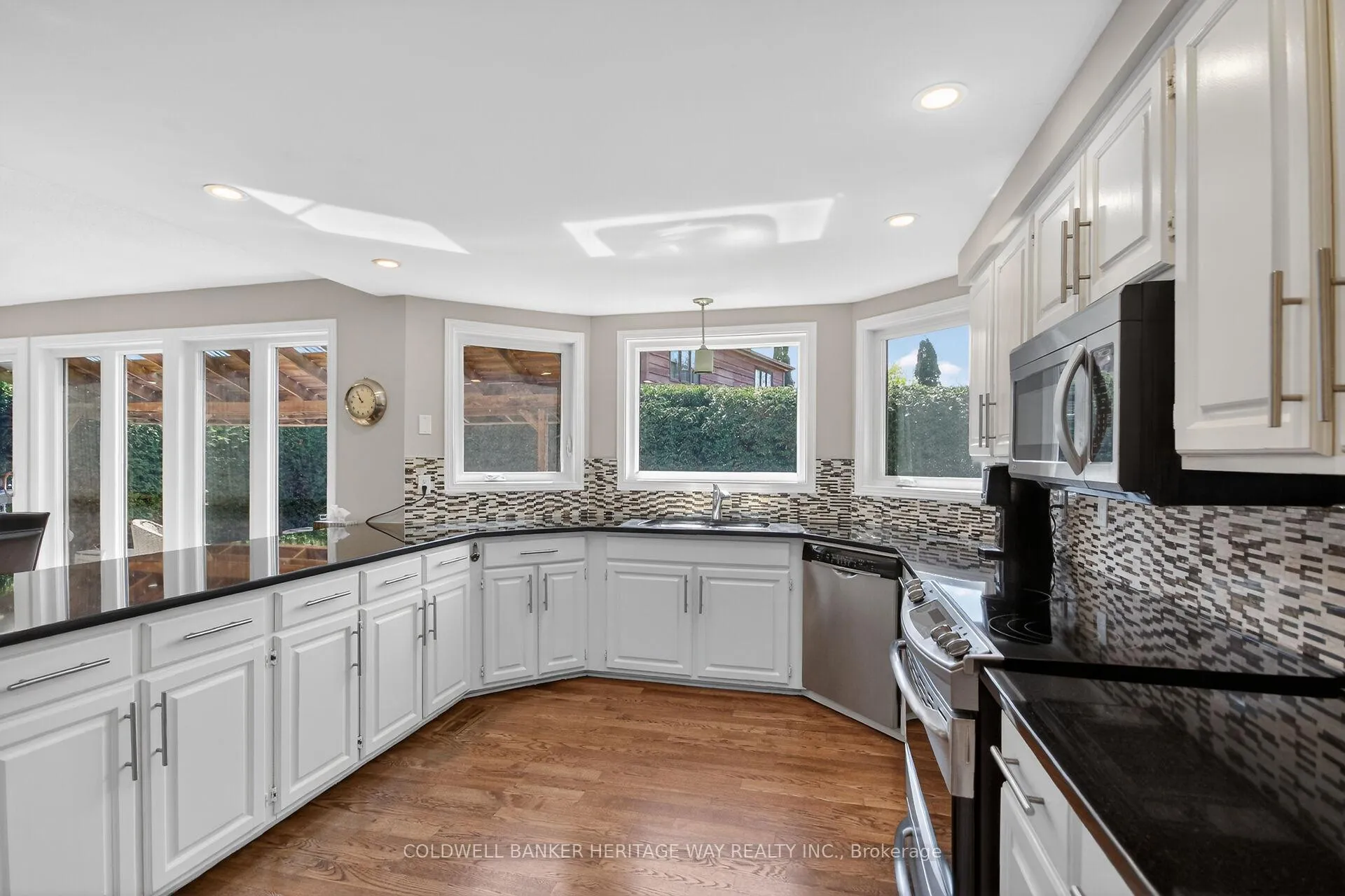 Photo 14 of 3106 Uplands Drive, Ottawa, Hunt Club — HOMEH