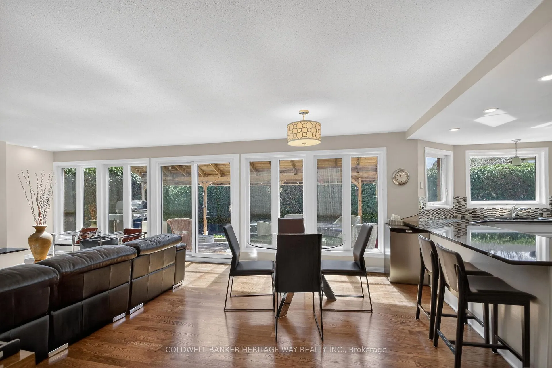 Photo 20 of 3106 Uplands Drive, Ottawa, Hunt Club — HOMEH