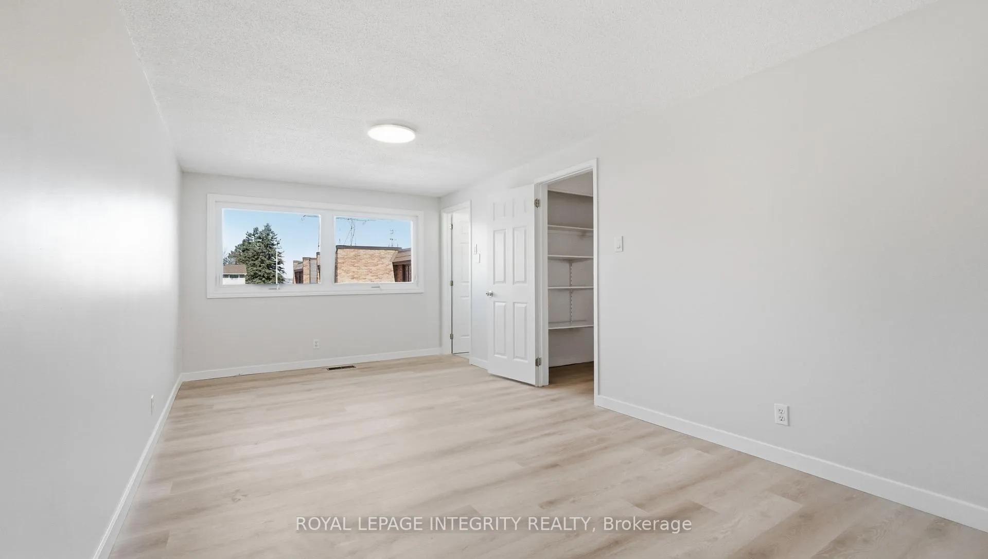 Photo 27 of Unit 5, 3920 Old Richmond Road E, Ottawa, Arbeatha Park — HOMEH