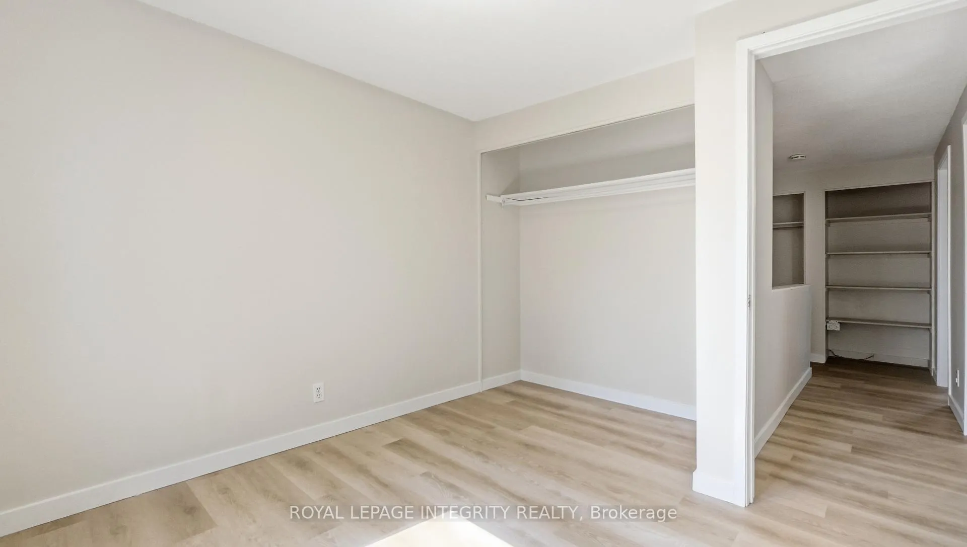Photo 38 of Unit 5, 3920 Old Richmond Road E, Ottawa, Arbeatha Park — HOMEH