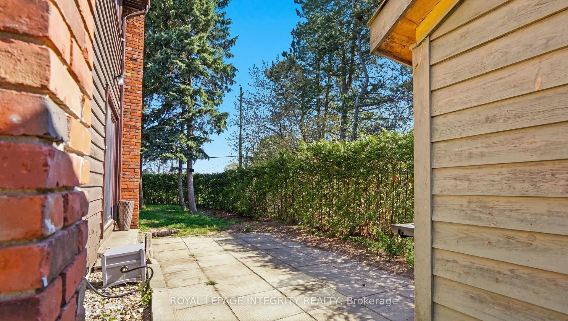 Photo 46 of Unit 5, 3920 Old Richmond Road E, Ottawa, Arbeatha Park — HOMEH