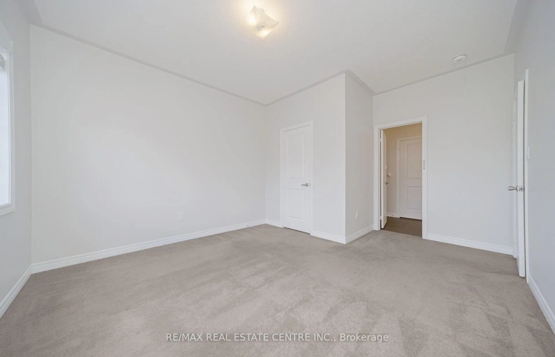 Photo 25 of 26 Fruitvale Circle, Brampton, Northwest Brampton — HOMEH