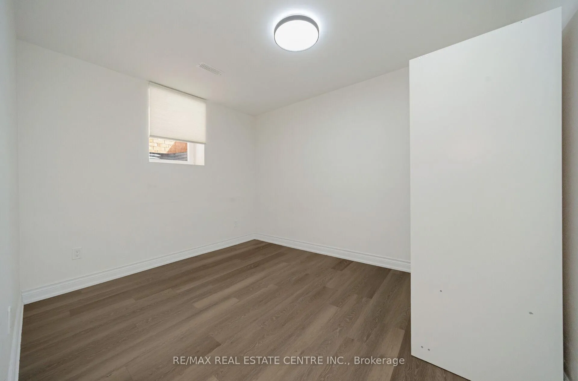 Photo 39 of 26 Fruitvale Circle, Brampton, Northwest Brampton — HOMEH