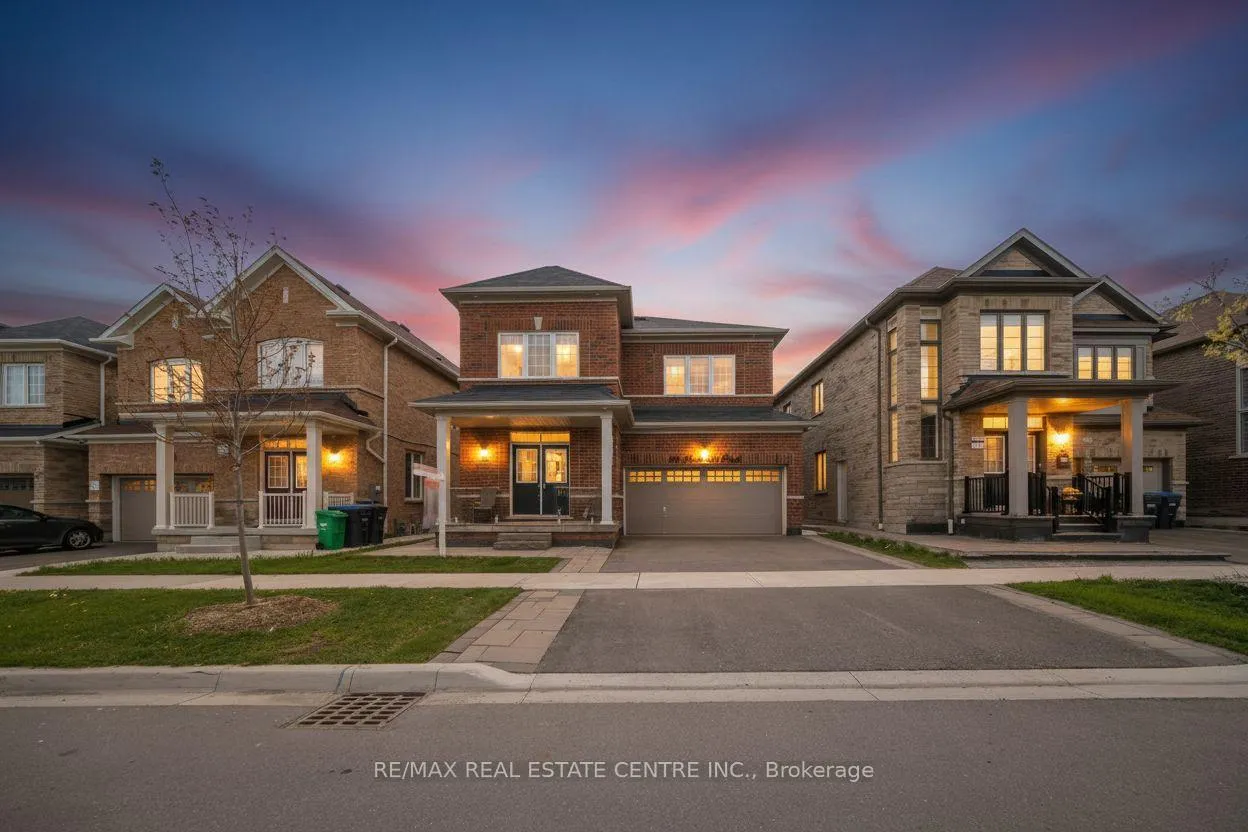 Photo 1 of 26 Fruitvale Circle, Brampton, Northwest Brampton — HOMEH
