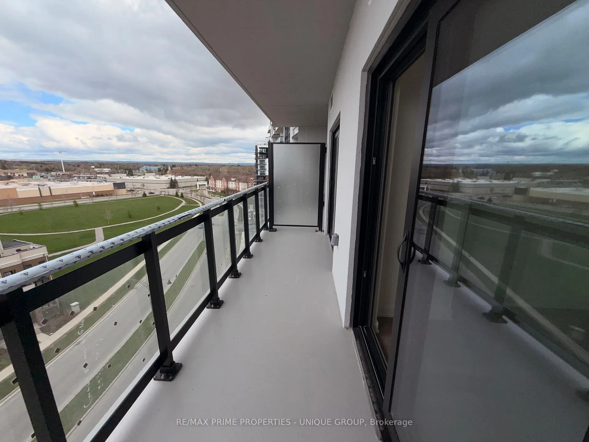 Photo 13 of Unit 815, 51 Clarington Boulevard, Clarington, Bowmanville — HOMEH