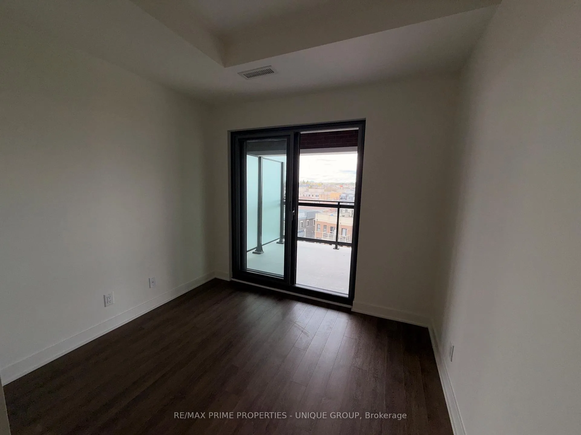Photo 9 of Unit 615, 51 Clarington Boulevard, Clarington, Bowmanville — HOMEH