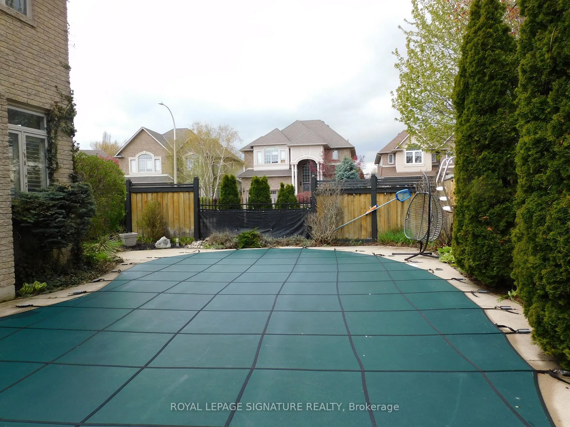 Photo 21 of 30 Walcotte Avenue, Hamilton, Meadowlands — HOMEH