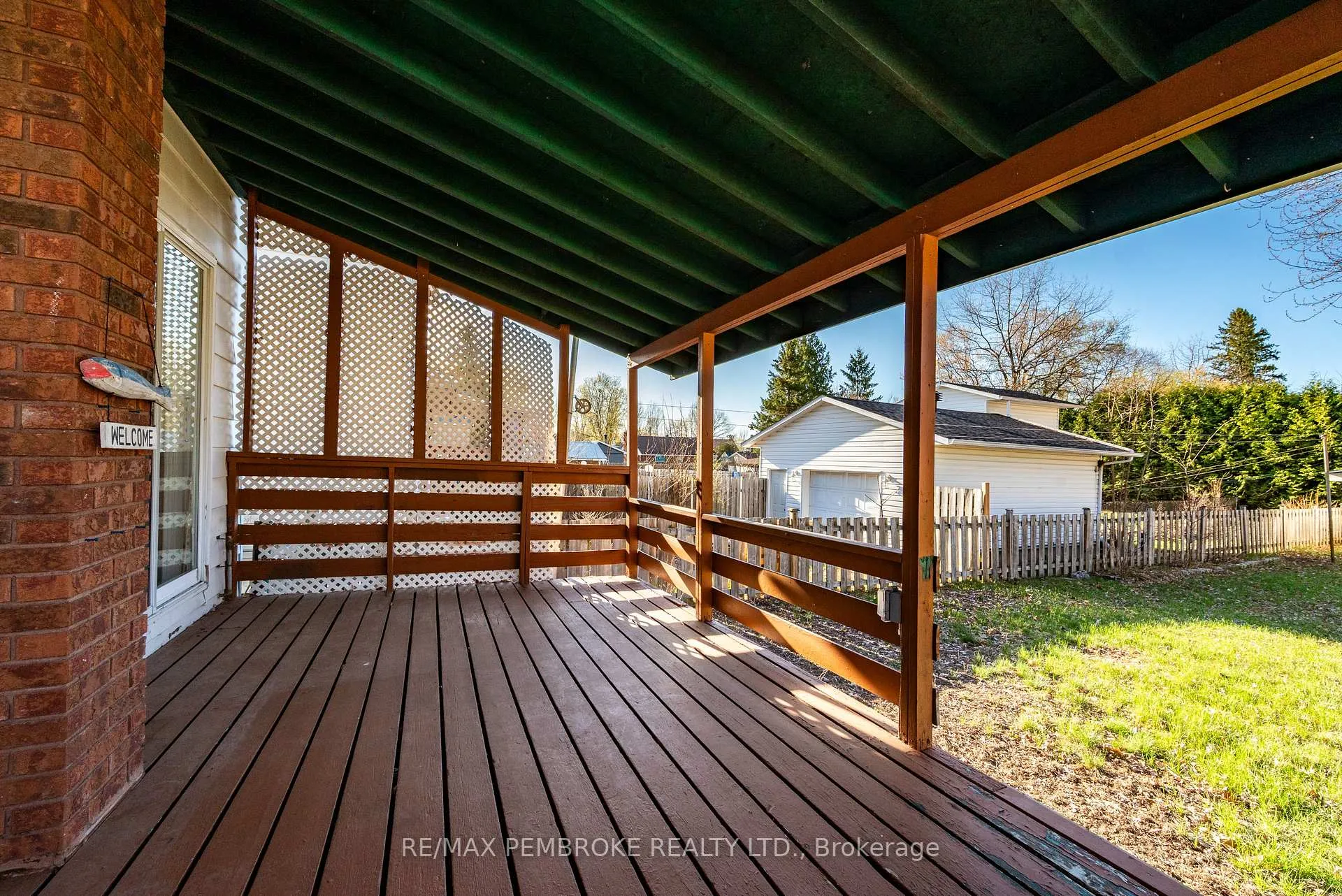 Photo 33 of 566 Perth Street, Pembroke — HOMEH