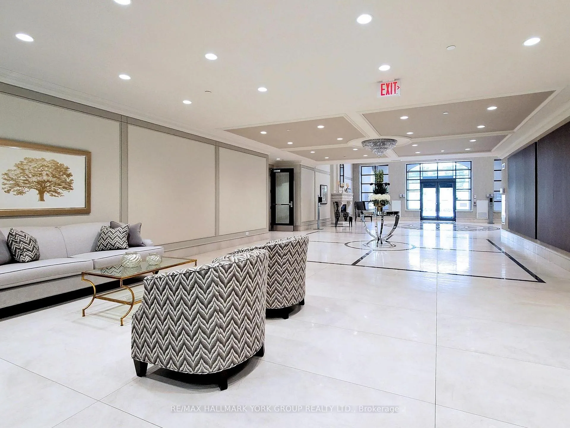 Photo 3 of Unit 411, 9909 Pine Valley Drive, Vaughan, Vellore Village — HOMEH