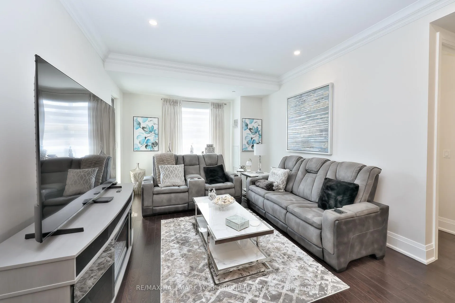 Photo 15 of Unit 411, 9909 Pine Valley Drive, Vaughan, Vellore Village — HOMEH