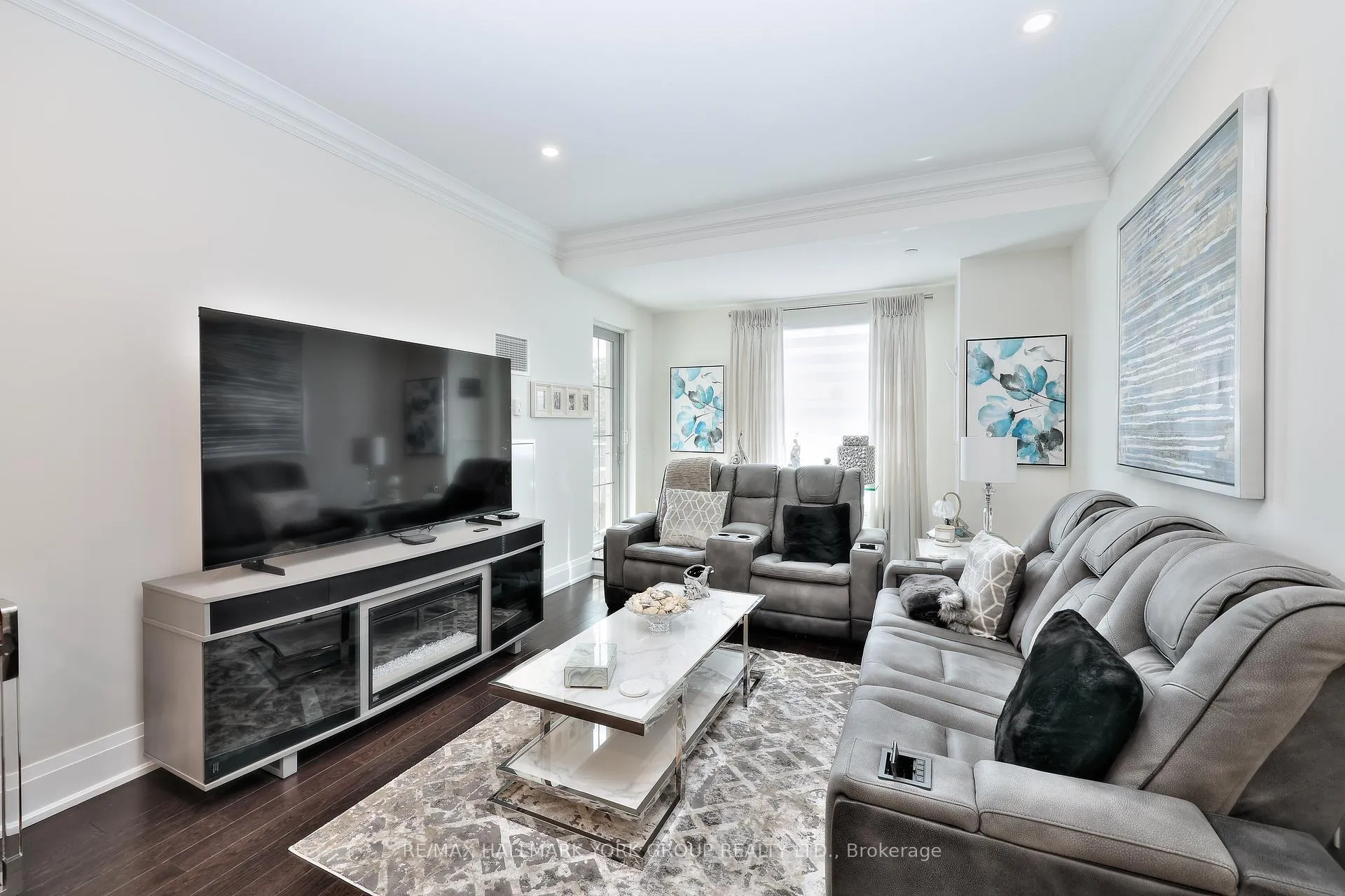 Photo 16 of Unit 411, 9909 Pine Valley Drive, Vaughan, Vellore Village — HOMEH