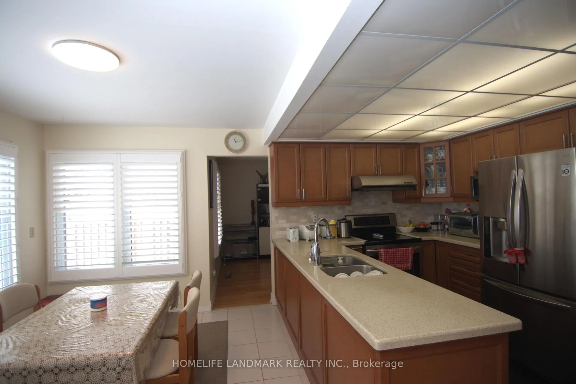 Photo 5 of 144 Canongate Trail, Scarborough, Steeles — HOMEH