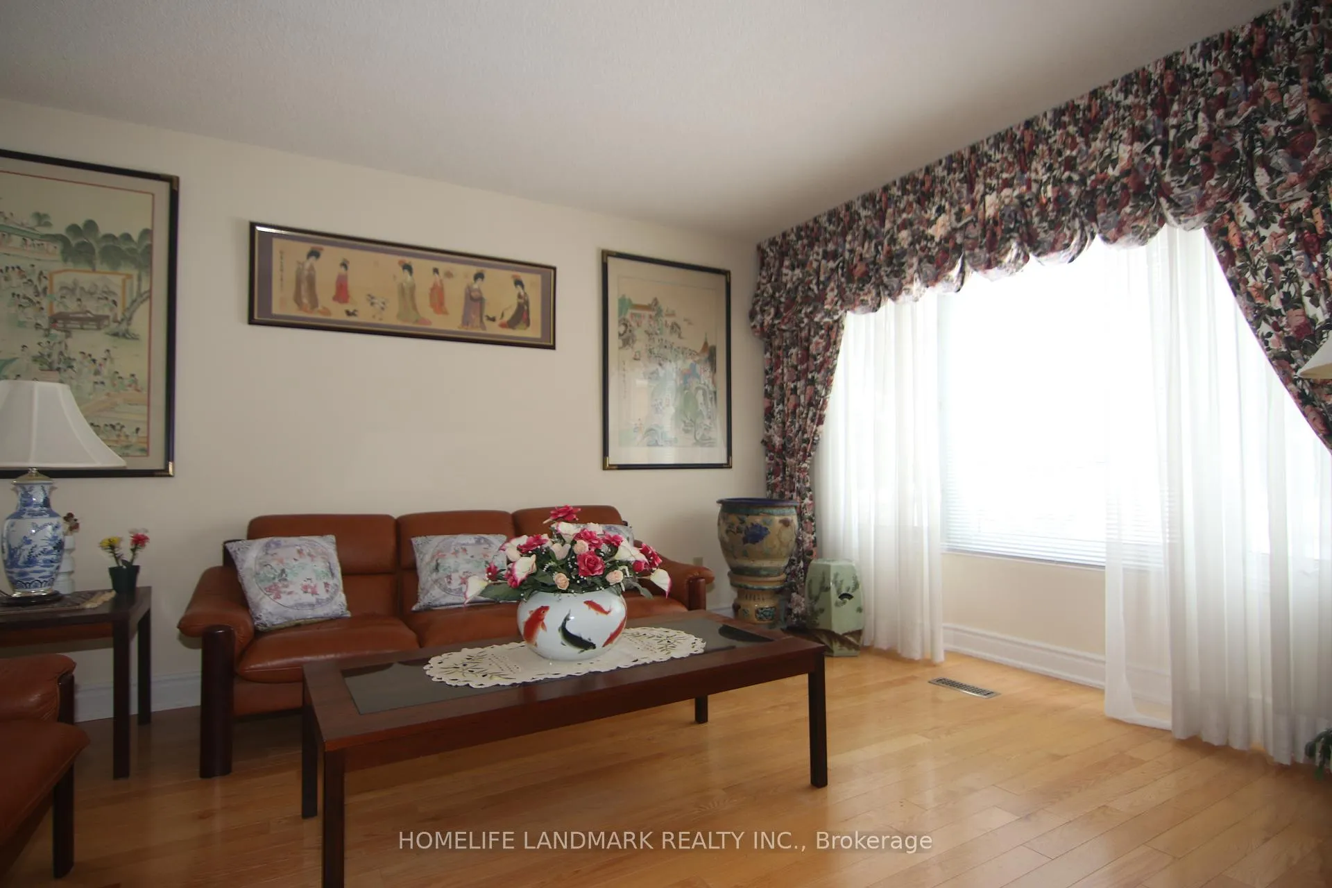 Photo 7 of 144 Canongate Trail, Scarborough, Steeles — HOMEH