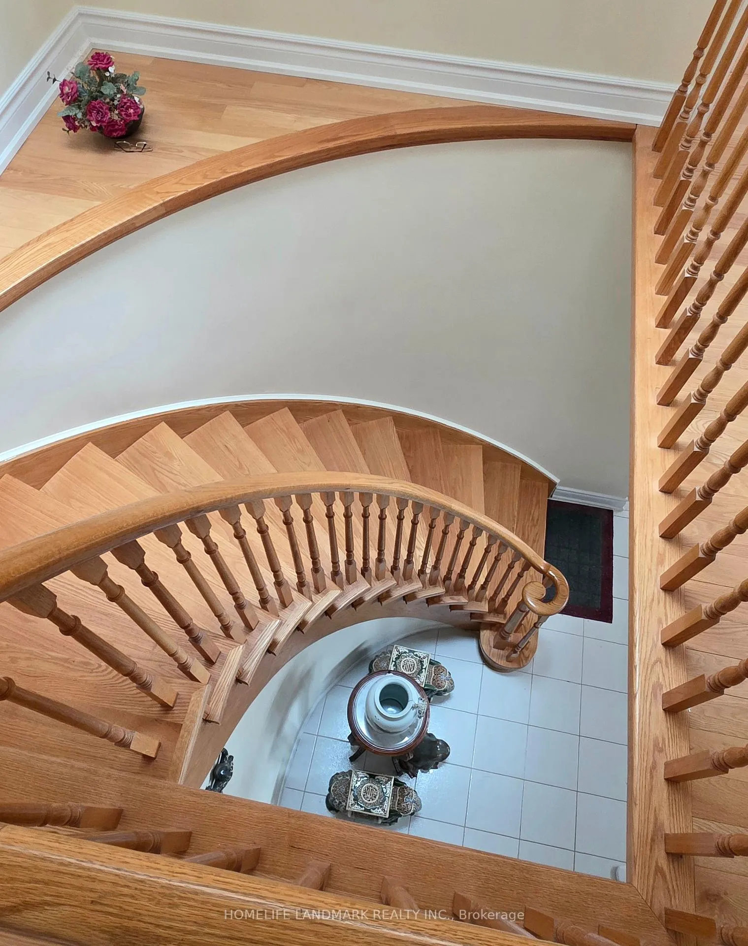 Photo 9 of 144 Canongate Trail, Scarborough, Steeles — HOMEH