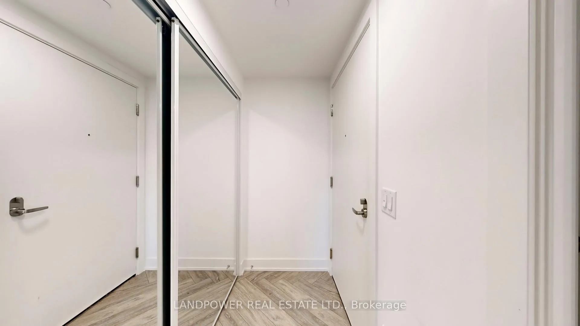 Photo 31 of Unit 1202, 8 Cedarland Drive, Markham, Unionville — HOMEH