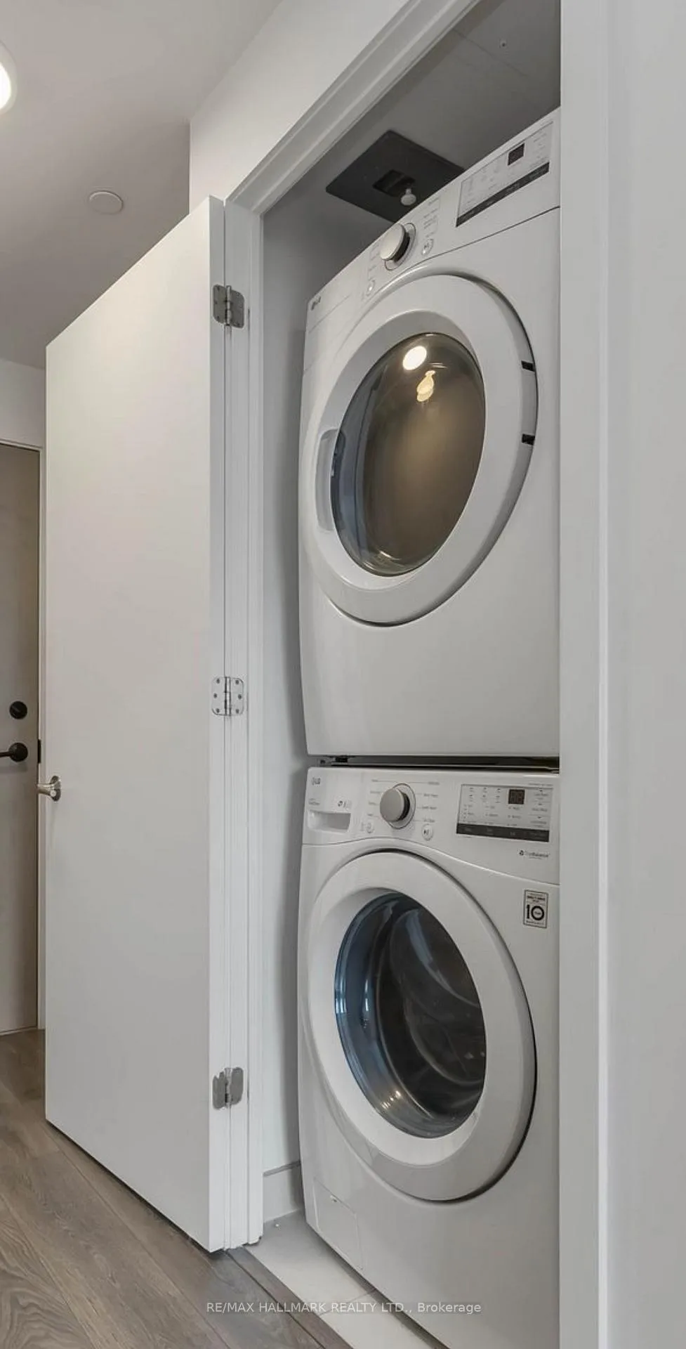 Photo 13 of Unit 3201, 130 River Street, Toronto, Regent Park — HOMEH