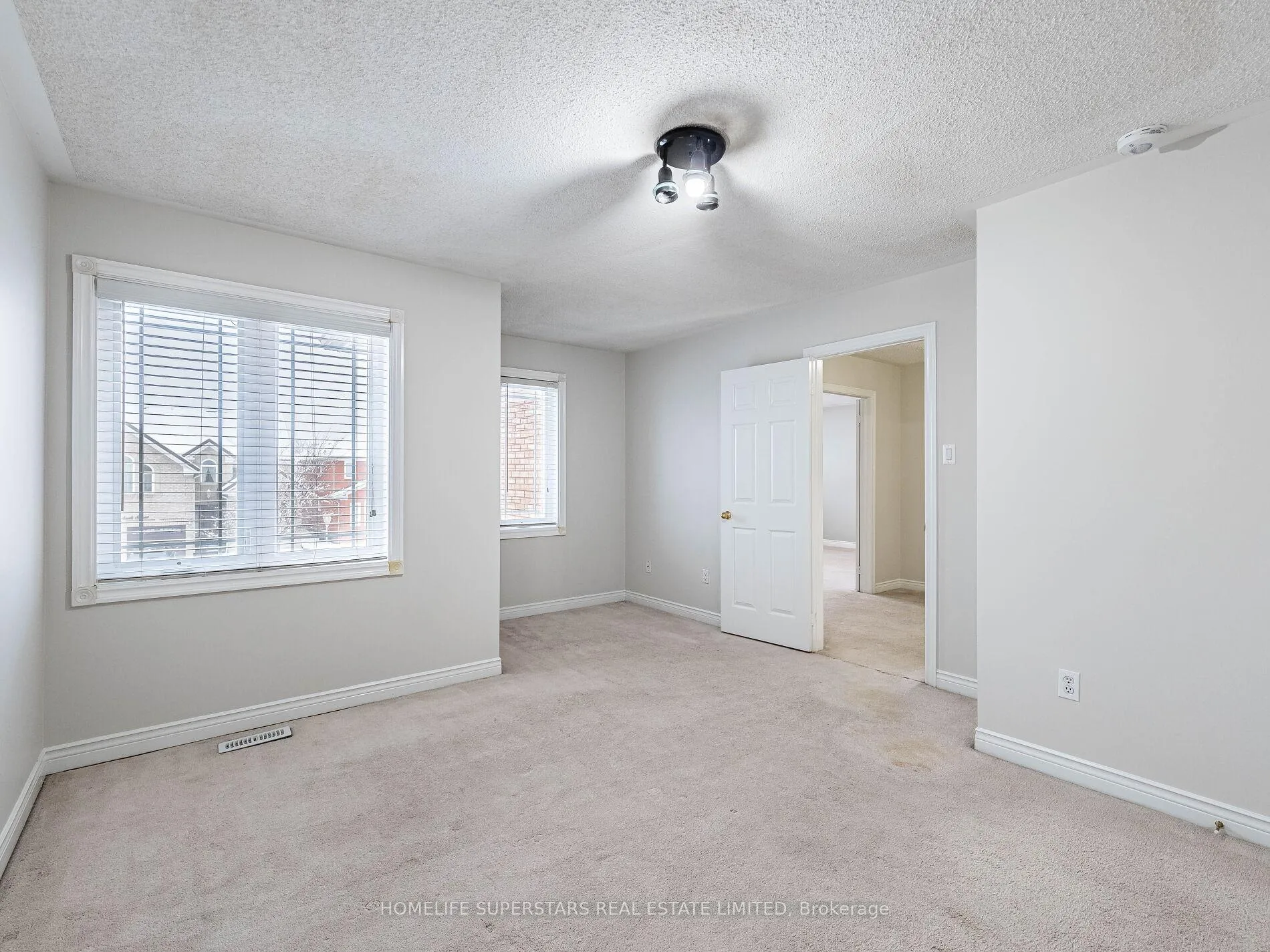 Photo 31 of 54 Hollybush Street, Brampton, Sandringham-Wellington — HOMEH