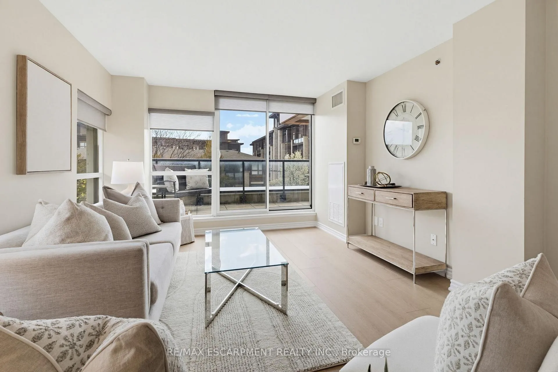 Photo 8 of Unit 204, 5001 Corporate Drive, Burlington, Uptown — HOMEH