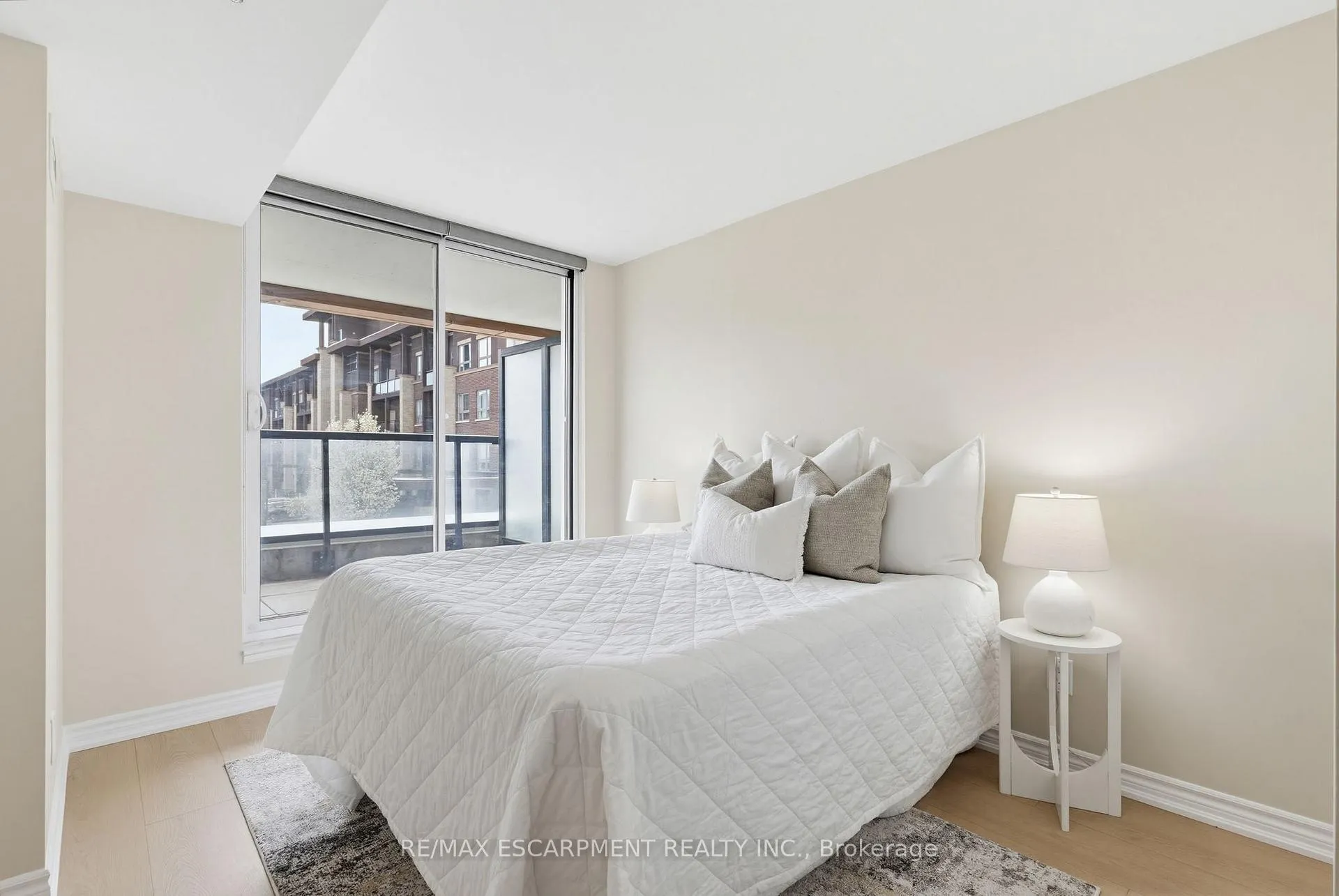 Photo 11 of Unit 204, 5001 Corporate Drive, Burlington, Uptown — HOMEH