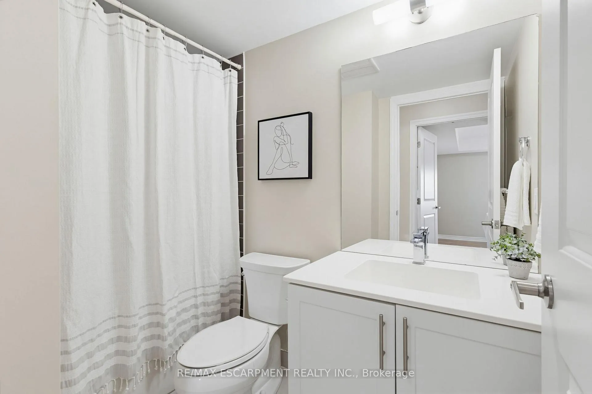 Photo 15 of Unit 204, 5001 Corporate Drive, Burlington, Uptown — HOMEH