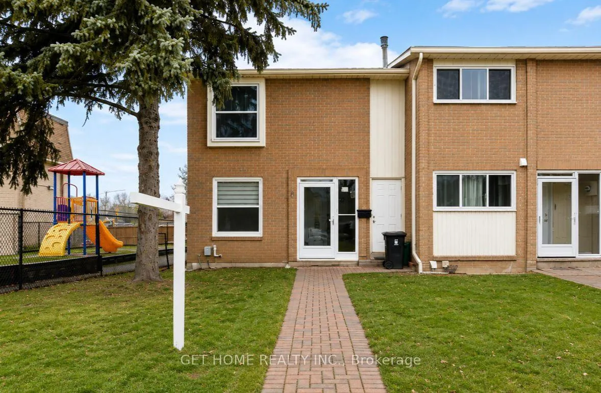 Photo 3 of Unit 71, 71 Craigleigh Crescent, Brampton, Avondale — HOMEH