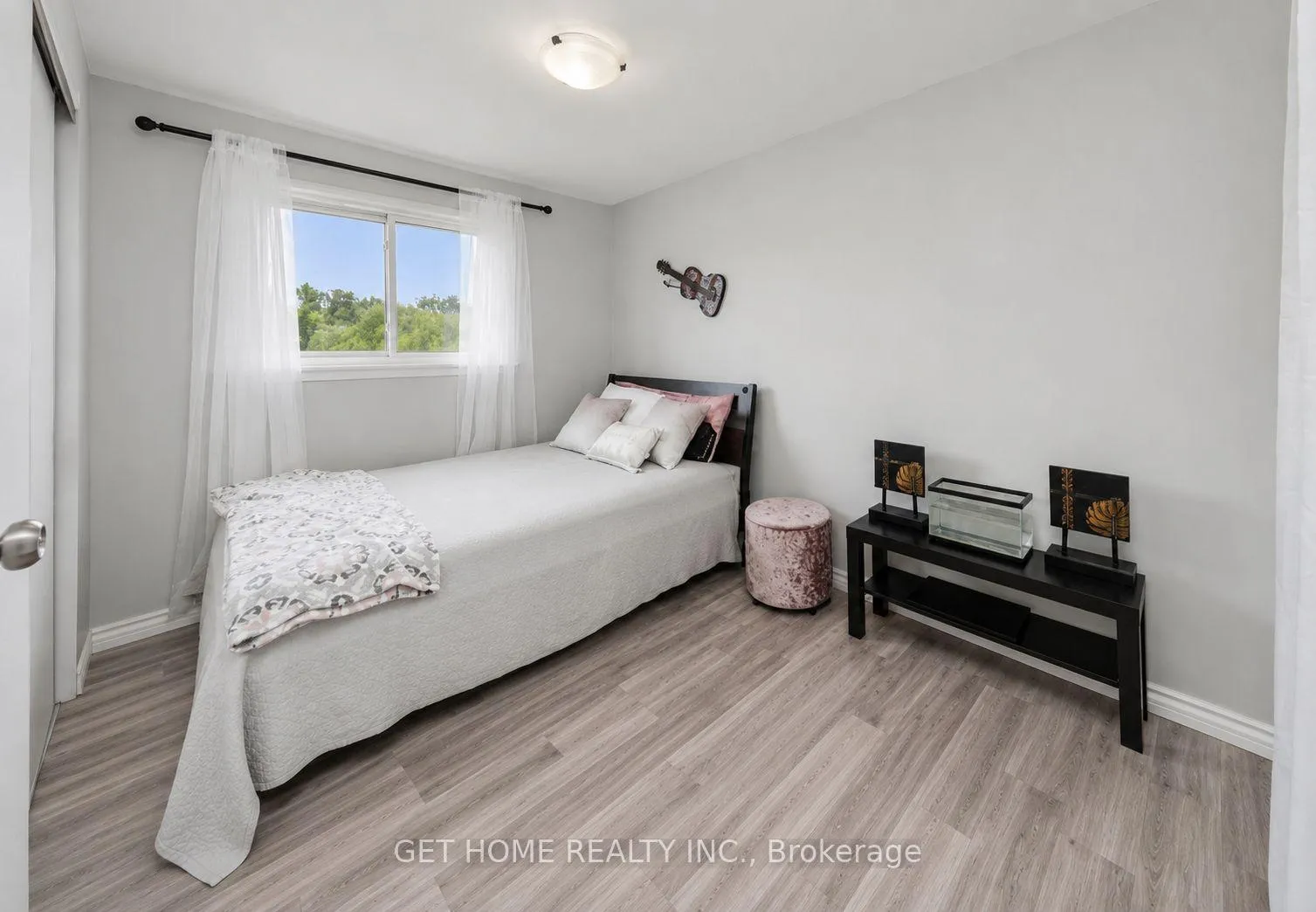 Photo 12 of Unit 71, 71 Craigleigh Crescent, Brampton, Avondale — HOMEH