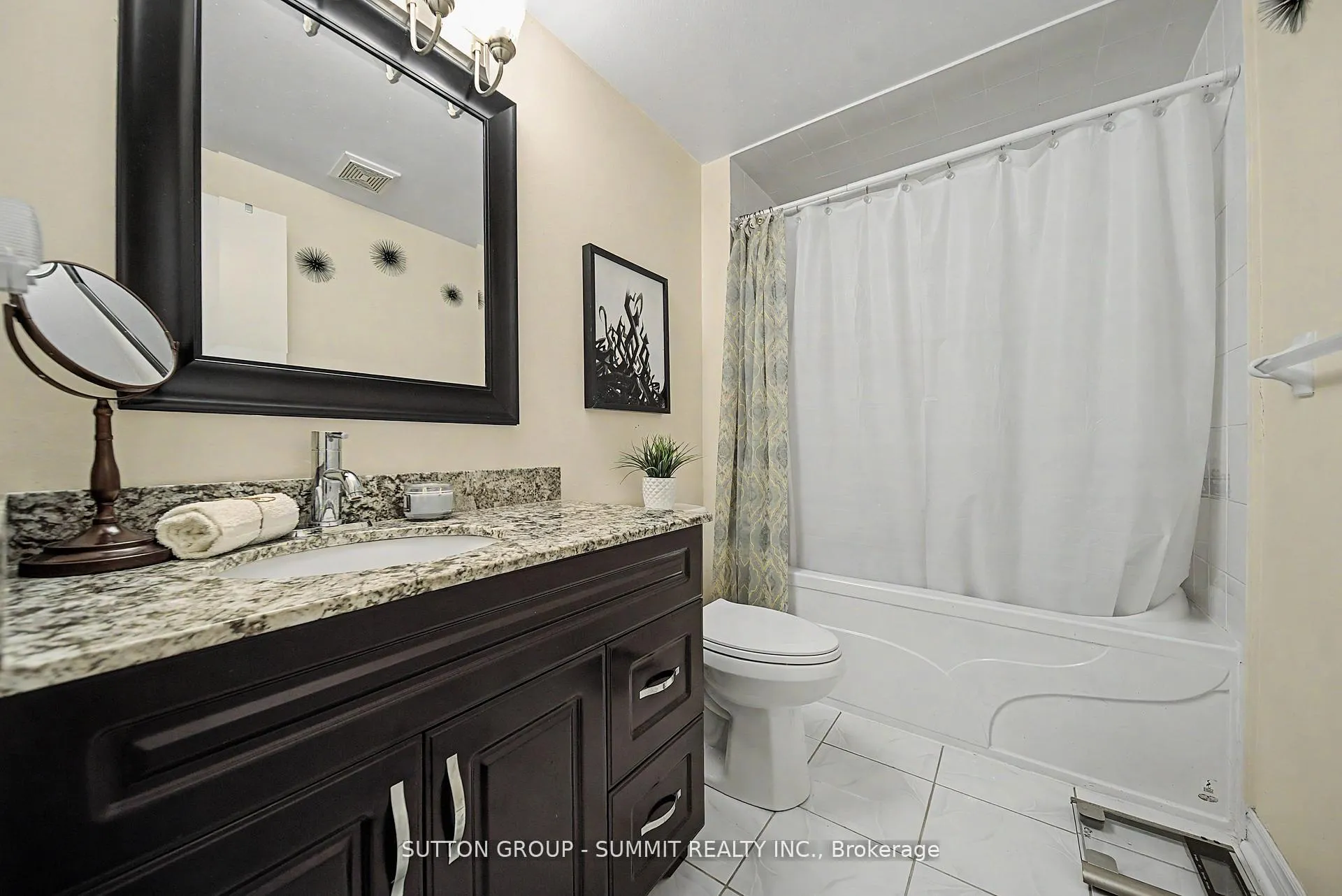 Photo 18 of Unit 61, 45 Hansen Road N, Brampton, Madoc — HOMEH