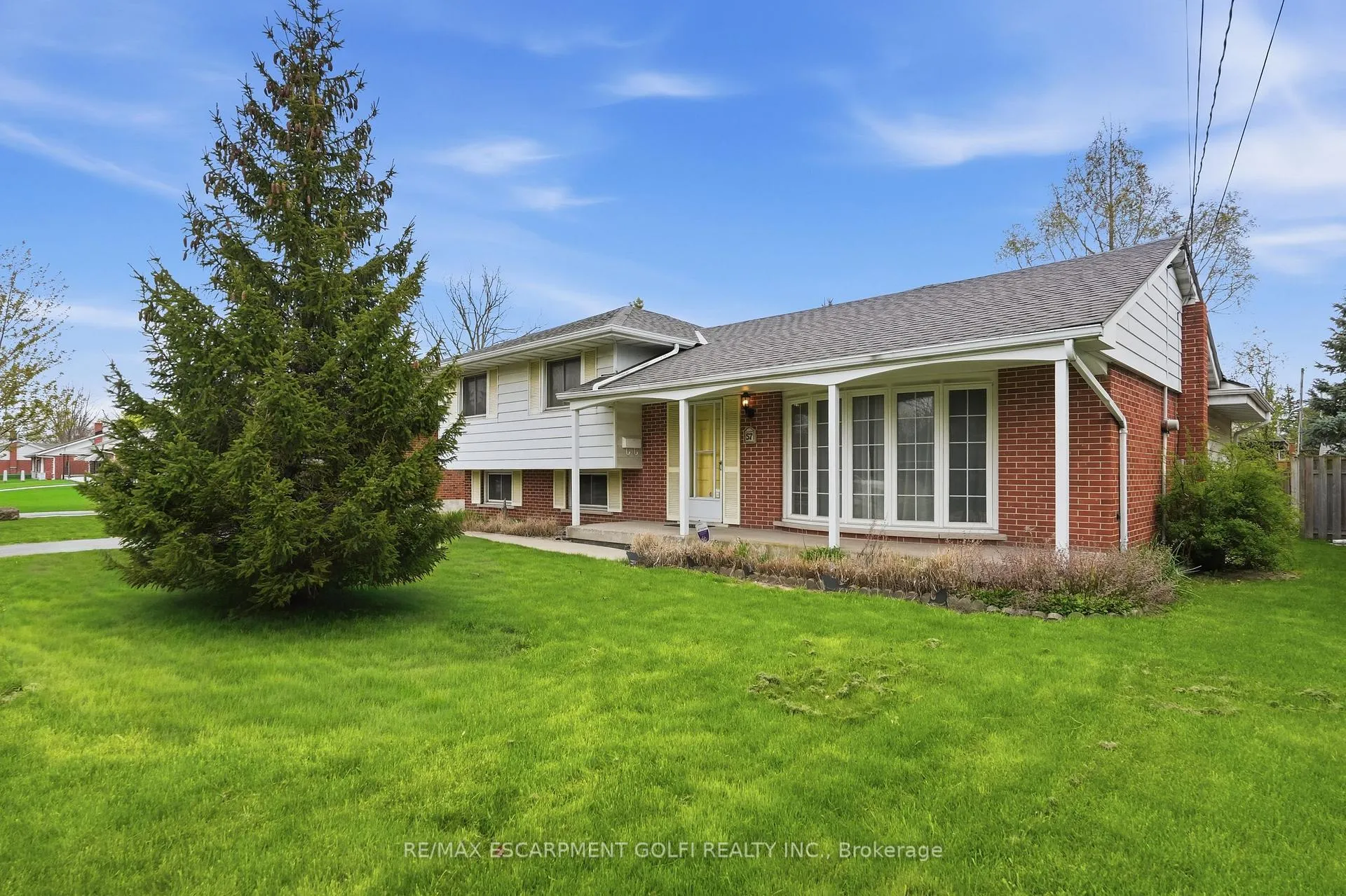 Photo 1 of 57 Galbraith Drive, Hamilton, Stoney Creek — HOMEH