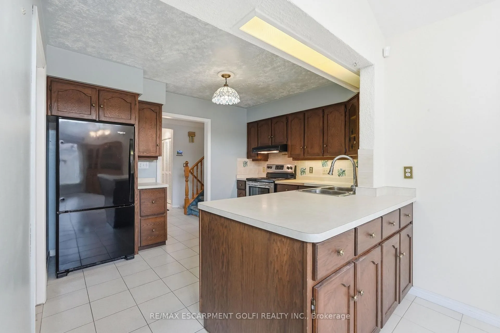 Photo 6 of 57 Galbraith Drive, Hamilton, Stoney Creek — HOMEH