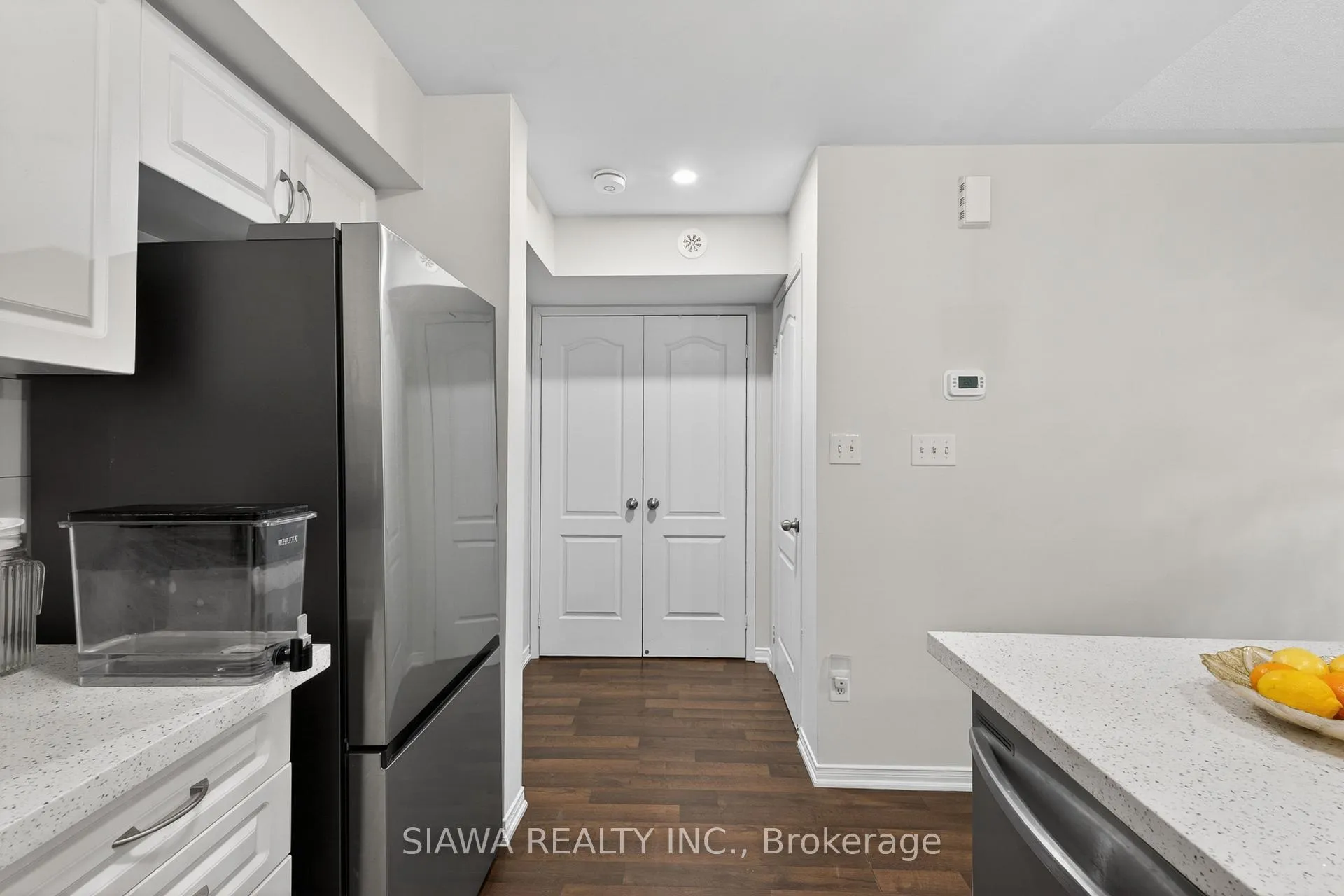 Photo 12 of Unit 22, 2450 Post Road, Oakville, River Oaks — HOMEH
