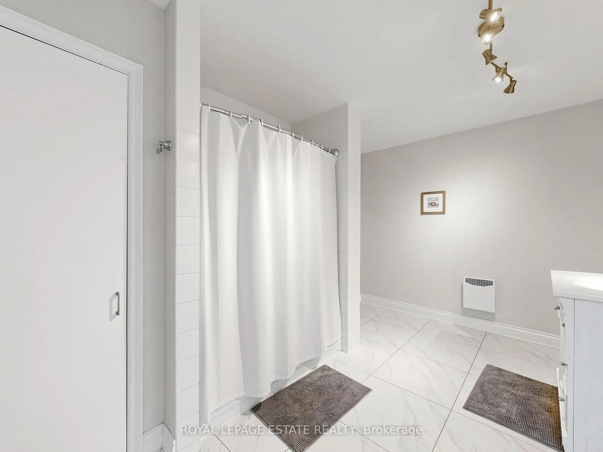 Photo 20 of 280 Silver Birch Avenue, Toronto, The Beaches — HOMEH