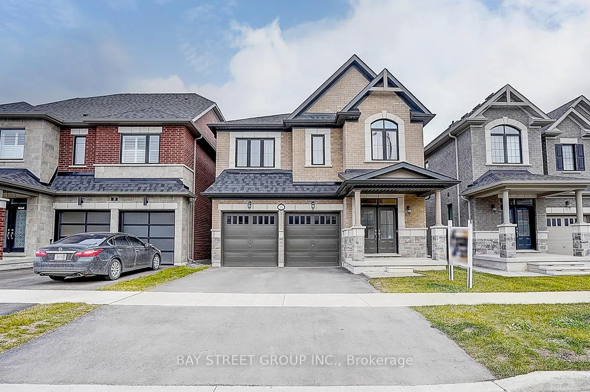 Photo 2 of 19 Nigh Drive, Markham, Middlefield — HOMEH