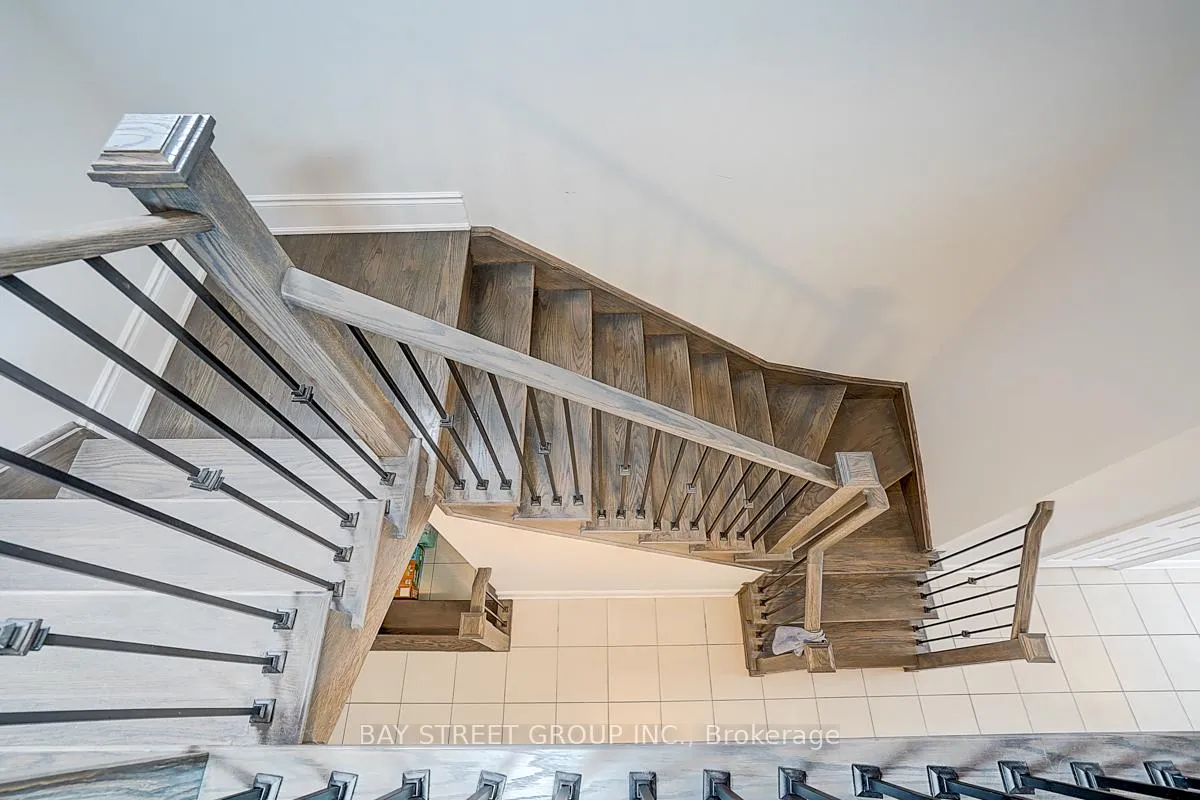 Photo 13 of 19 Nigh Drive, Markham, Middlefield — HOMEH
