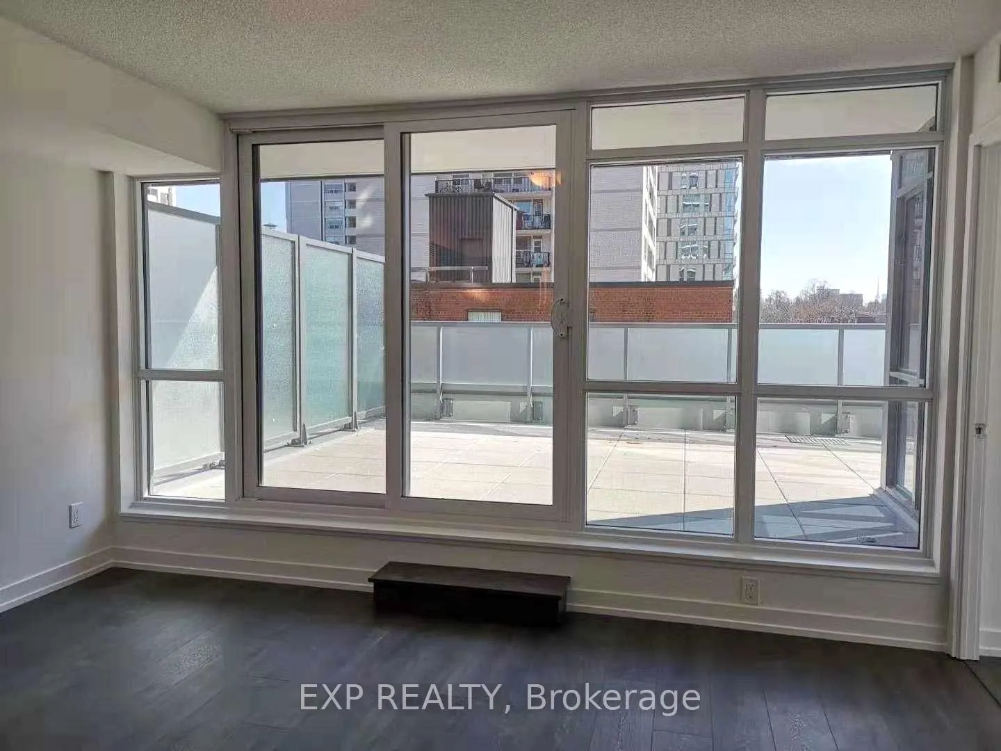 Photo 7 of Unit 313, 125 Redpath Avenue, Toronto, Mount Pleasant West — HOMEH