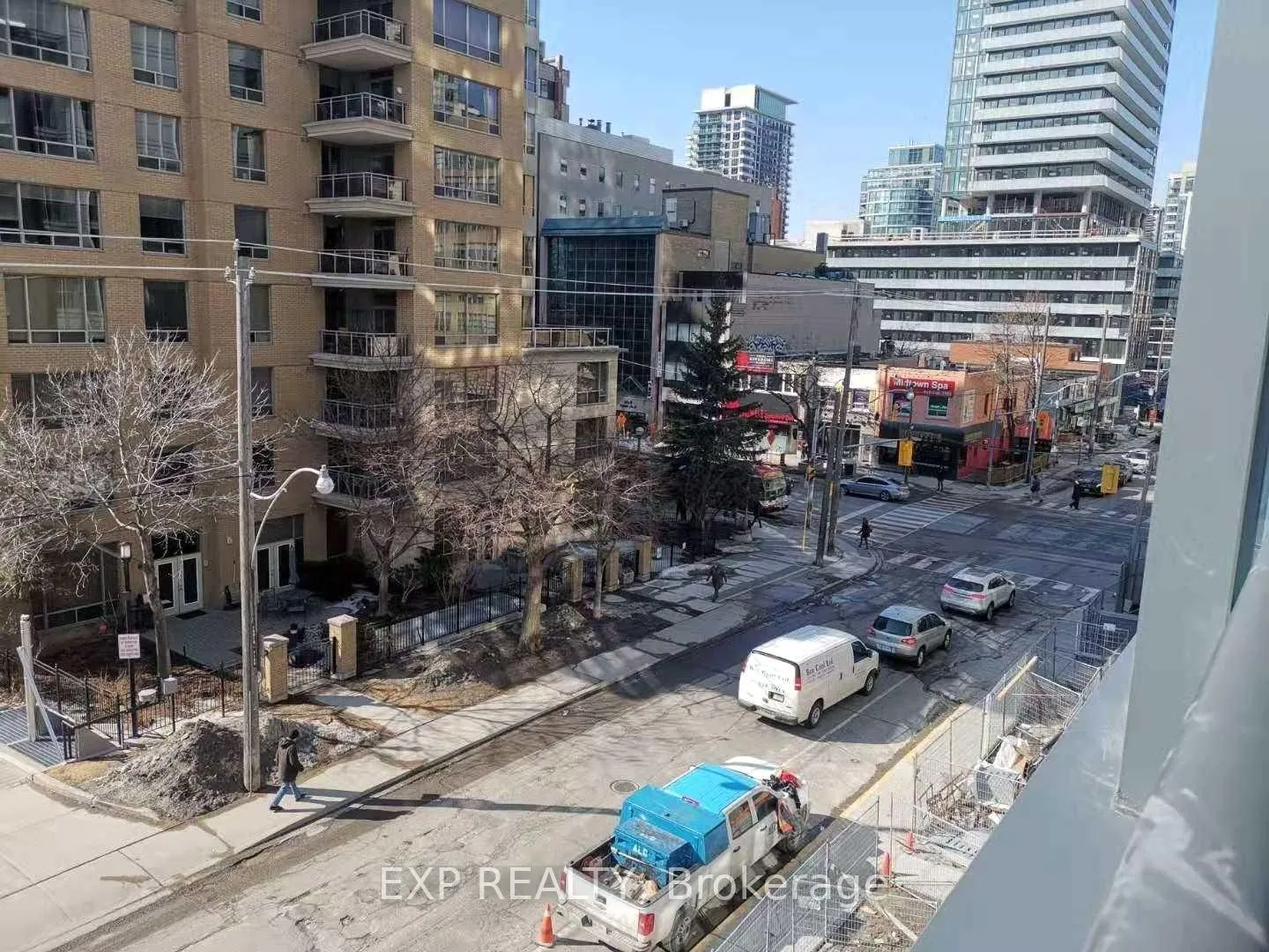Photo 12 of Unit 313, 125 Redpath Avenue, Toronto, Mount Pleasant West — HOMEH