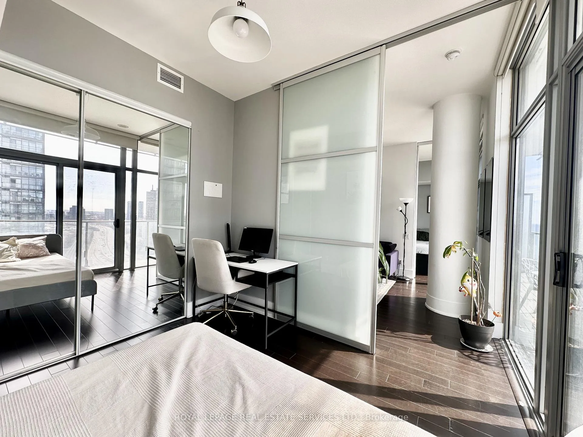 Photo 22 of Unit 2806, 103 The Queensway, Toronto, High Park-Swansea — HOMEH