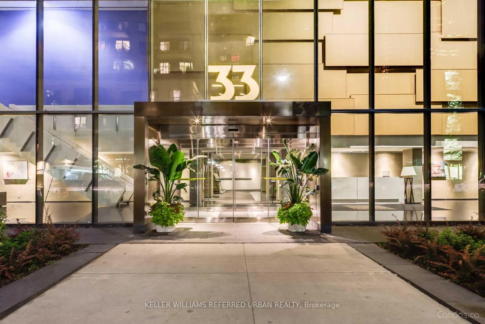 Photo 2 of Unit 806, 33 Charles Street E, Toronto, Church-Yonge Corridor — HOMEH
