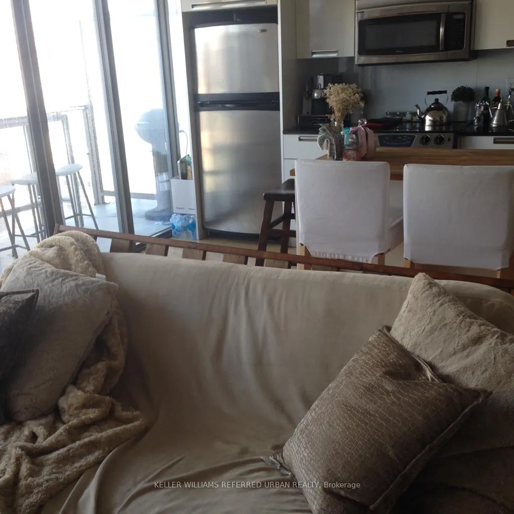 Photo 10 of Unit 806, 33 Charles Street E, Toronto, Church-Yonge Corridor — HOMEH